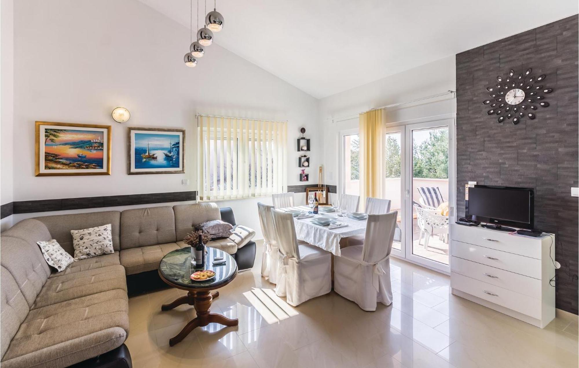 Stunning Apartment In Fazana With House Sea View Kültér fotó