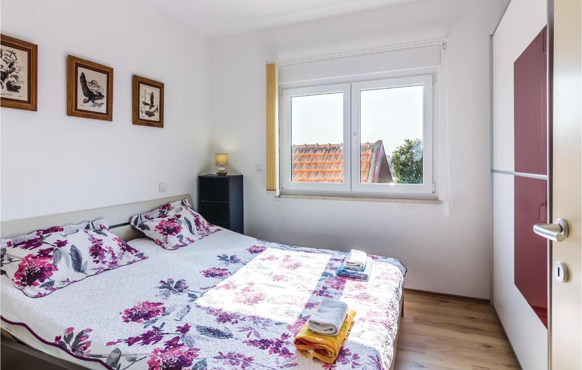 Stunning Apartment In Fazana With House Sea View Kültér fotó